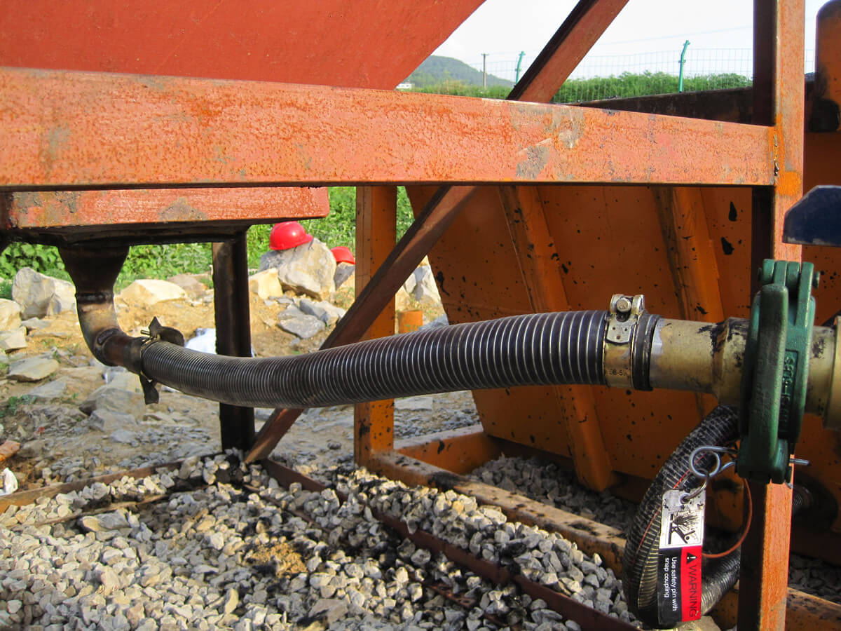 hose pump in pumping oil based mud
